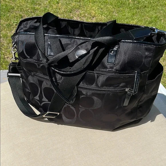 Coach Black Signature Tote - Picture 1 of 16